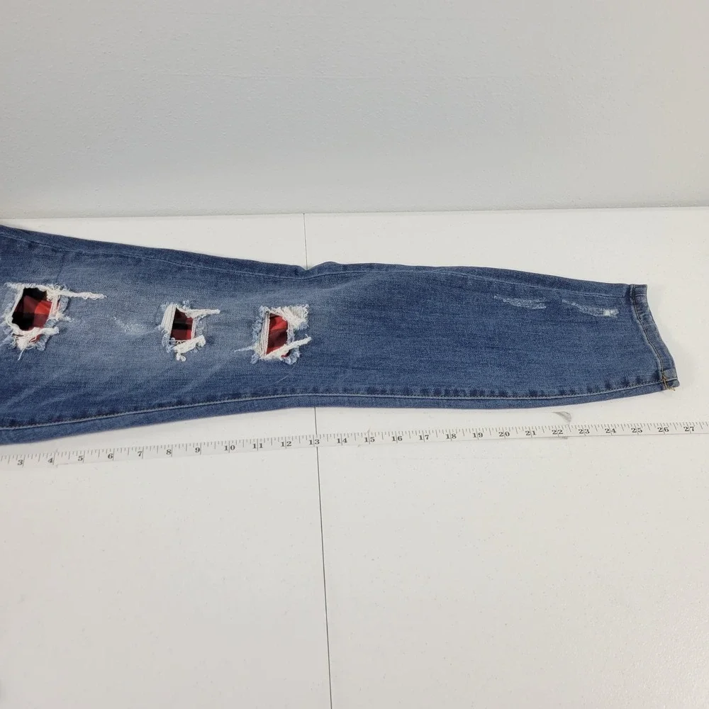 Judy Blue Skinny Fit Distressed Plaid Patch Jeans Medium Wash 13/31 Distressed - Picture 4 of 10